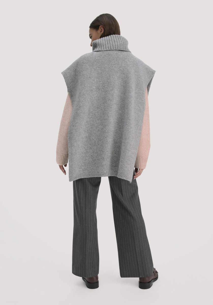 Oversize Rollkragen Wollponcho