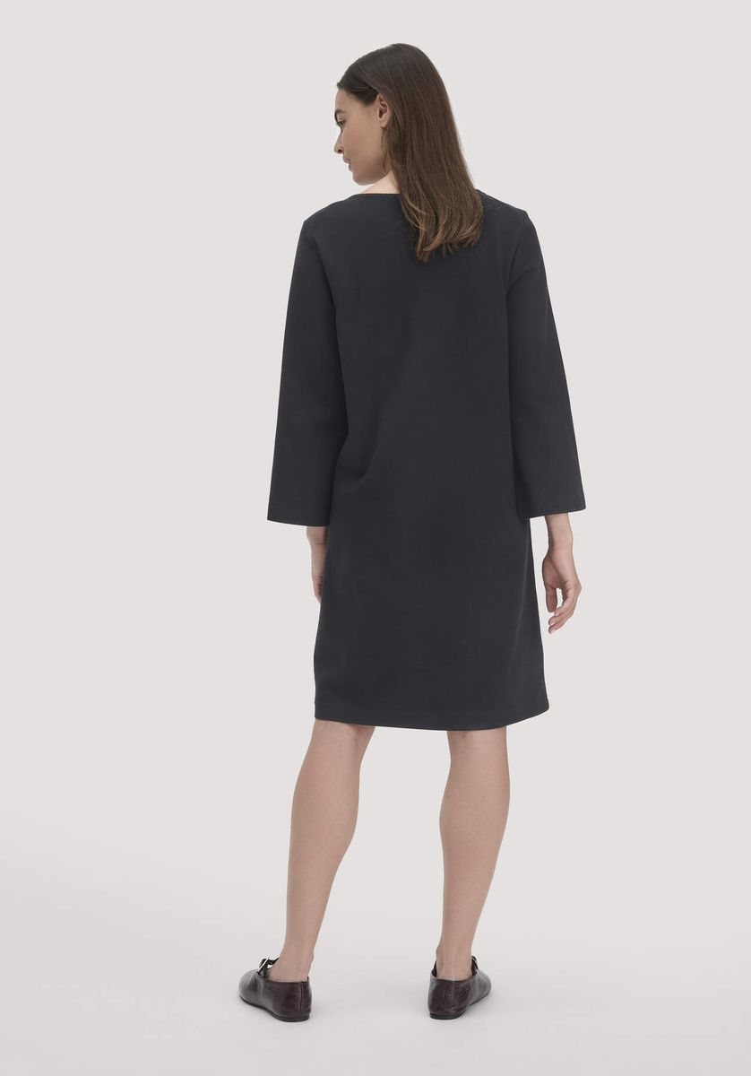 Minimalistisches Jersey-Minikleid in Relaxed-Fit