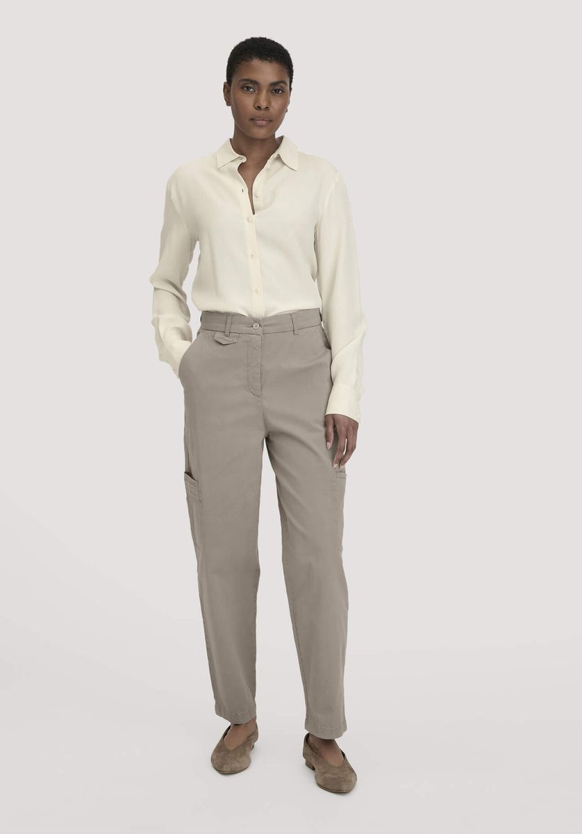 hessnatur Damen Hose Soft Utility Cargo Relaxed aus Bio-Baumwolle - beige - Größe 34