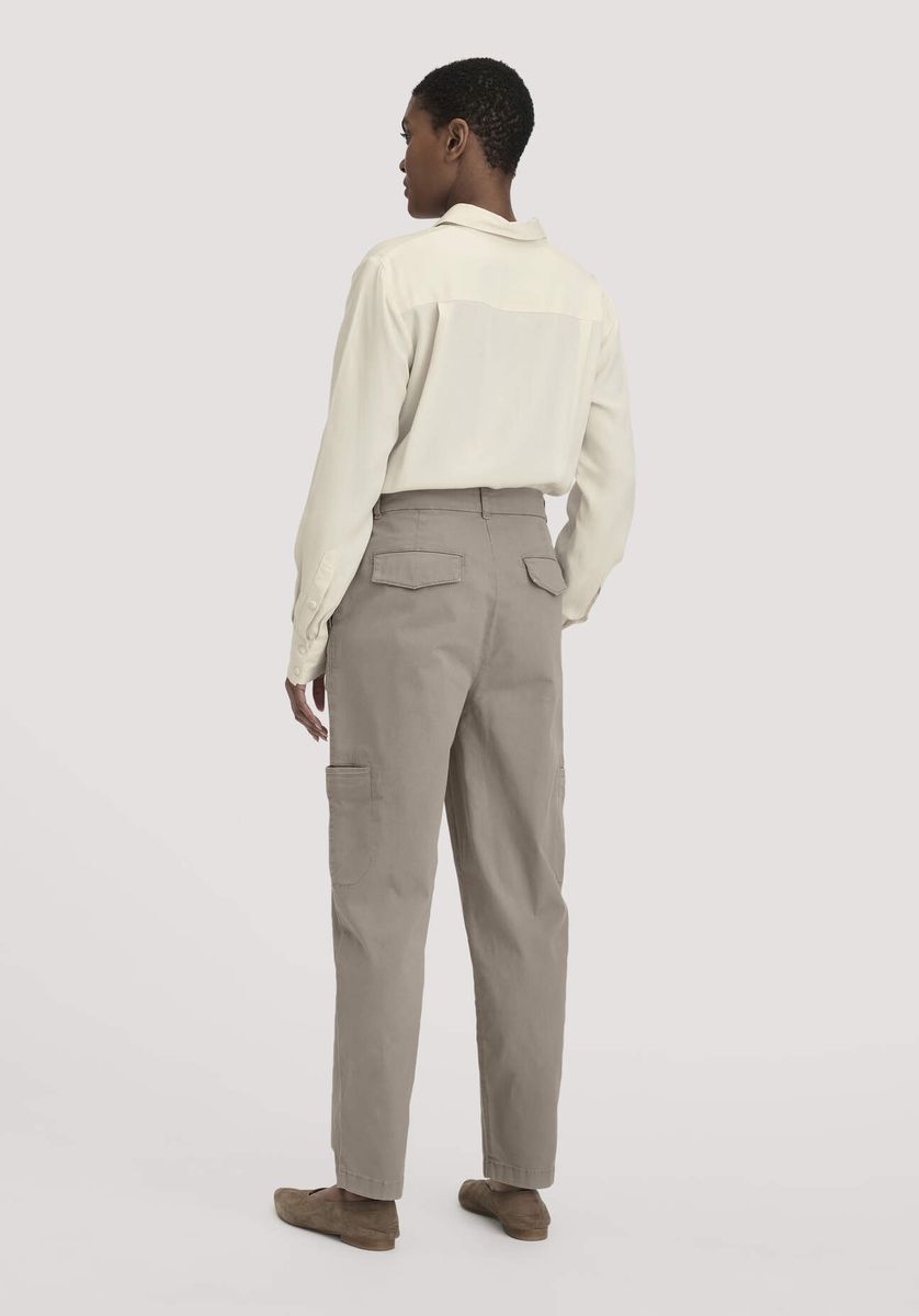 hessnatur Damen Hose Soft Utility Cargo Relaxed aus Bio-Baumwolle - beige - Größe 34