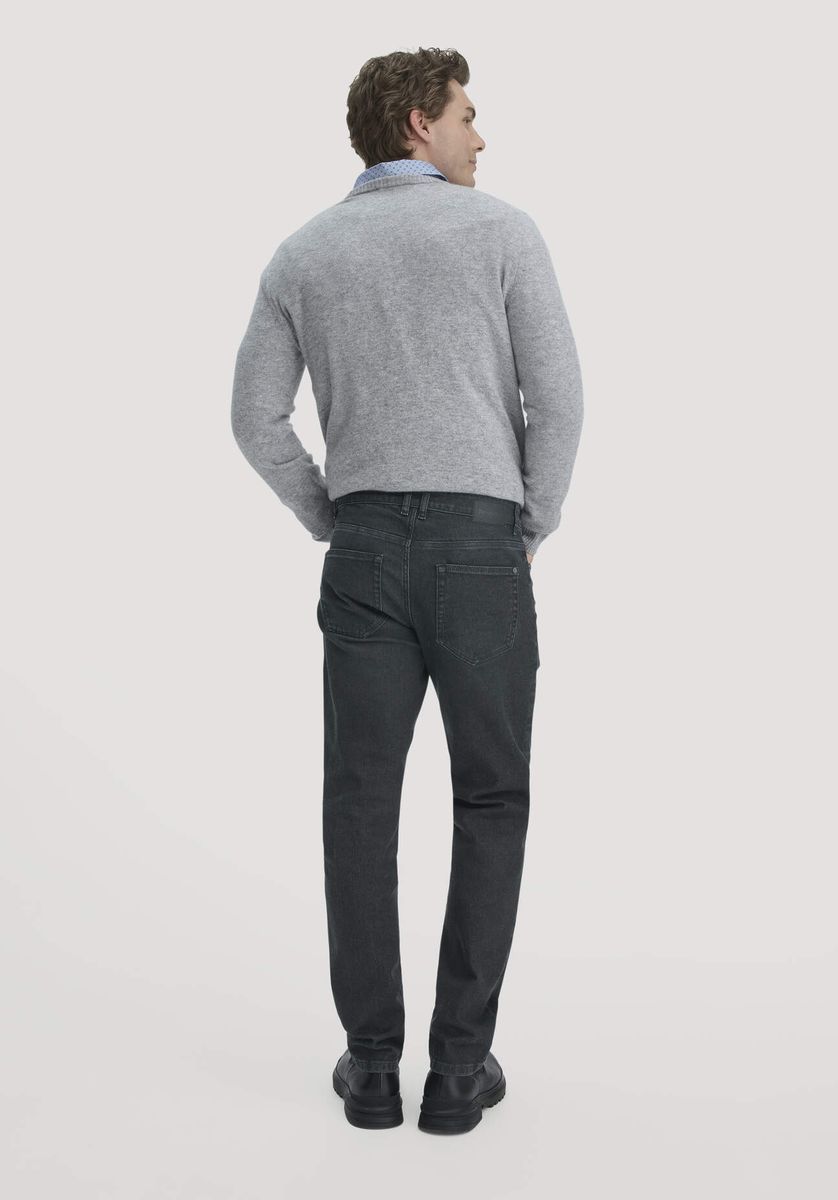 hessnatur Herren Jeans BEN Regular Straight BETTER RECYCLING aus Bio-Denim - schwarz - Größe 31/30