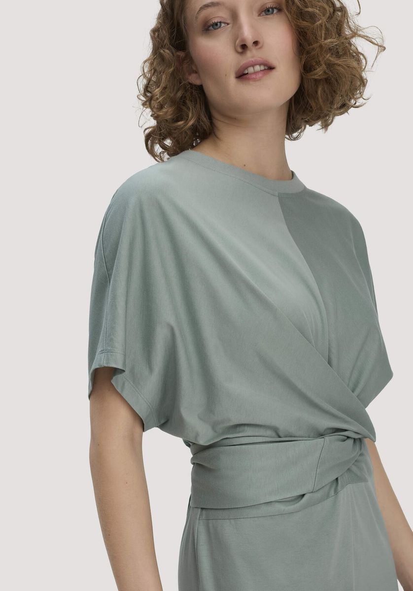 hessnatur Damen Jersey Kleid Midi Oversize aus Bio-Baumwolle - grün - Größe 34