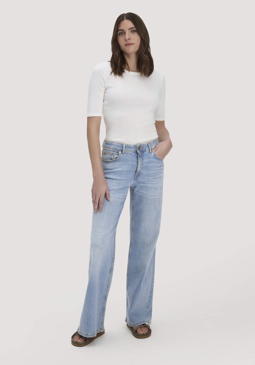 Figurbetontes geripptes Bio-Baumwoll-T-Shirt