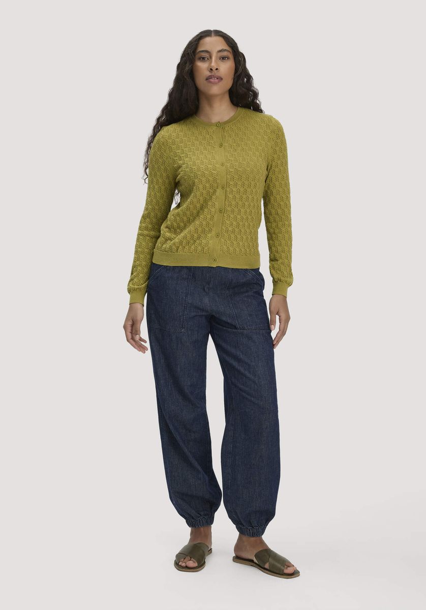 hessnatur Damen Strick Jacke Regular aus Bio-Baumwolle mit Merinowolle - grün - Größe L