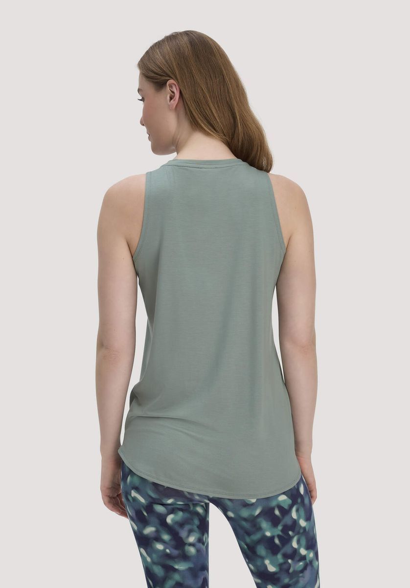 hessnatur Loungewear Top Regular ACTIVE COMFORT aus TENCEL™ Lyocell - grün - Größe 34