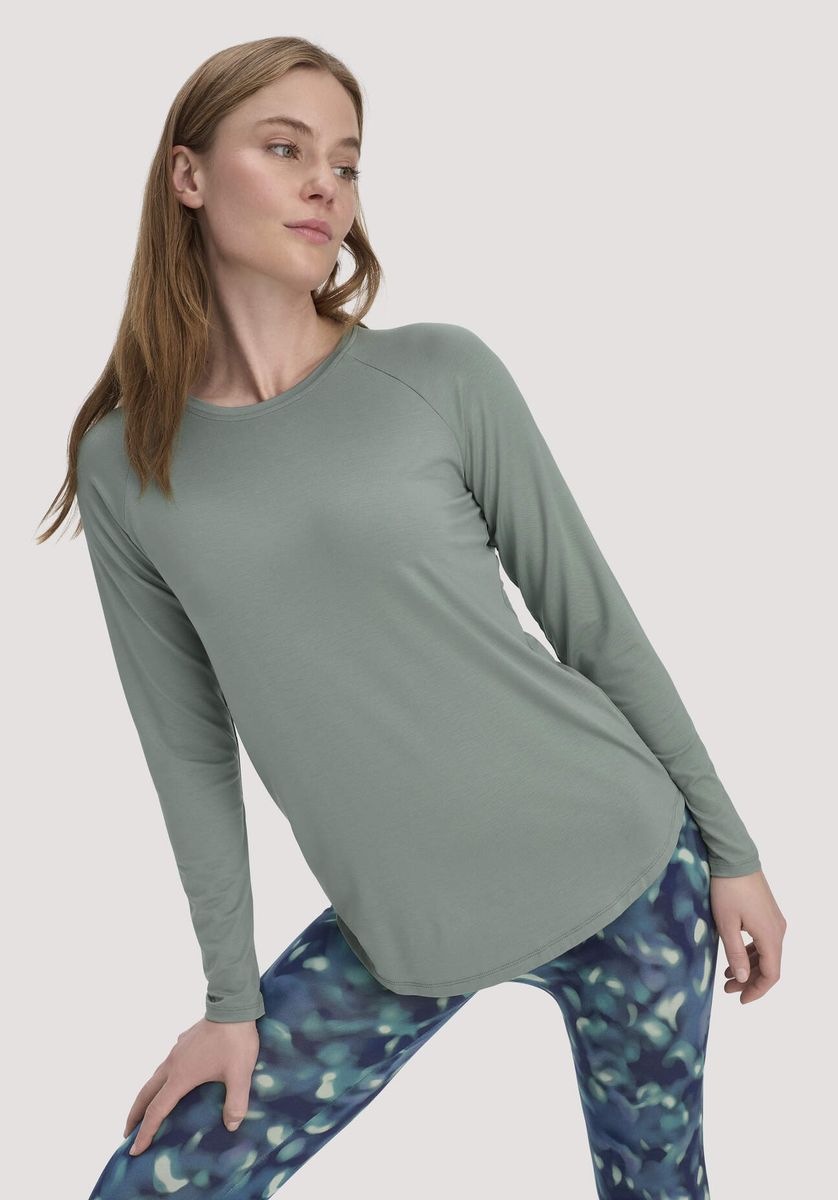 hessnatur Loungewear Longsleeve Regular ACTIVE COMFORT aus TENCEL™ Lyocell - grün - Größe 34