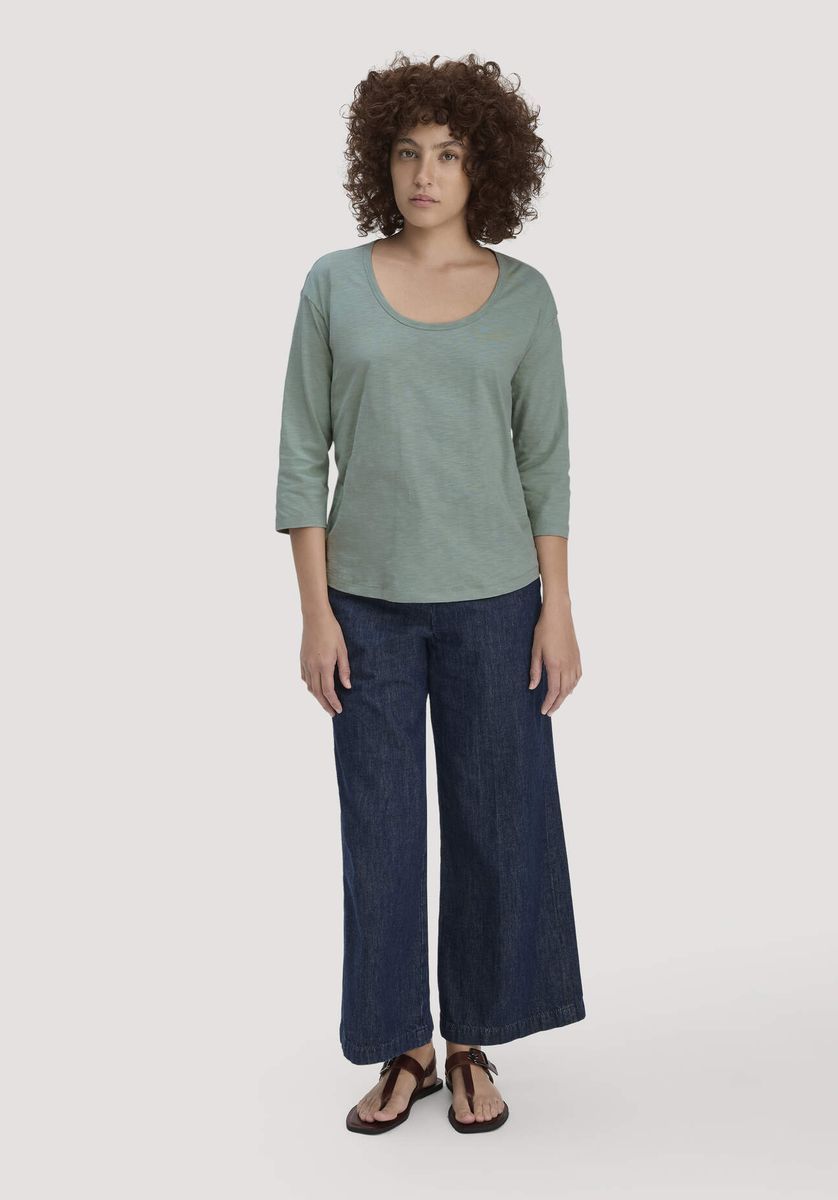 hessnatur Damen Light Slub Longsleeve Relaxed aus Bio-Baumwolle - grün - Größe 34