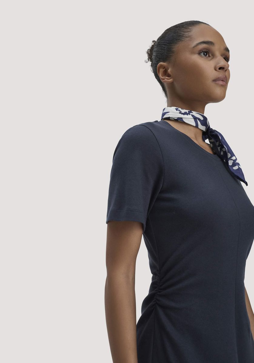 hessnatur Damen Jersey Kleid Kniebedeckend Slim aus Bio-Baumwolle - blau - Größe 34