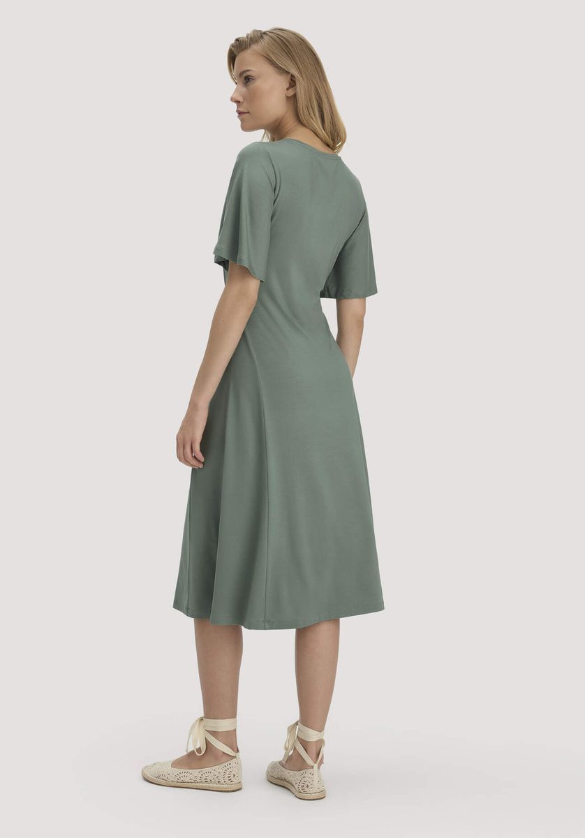 hessnatur Damen Jersey Kleid Kniebedeckend Slim aus TENCEL™ Lyocell - grün - Größe 34