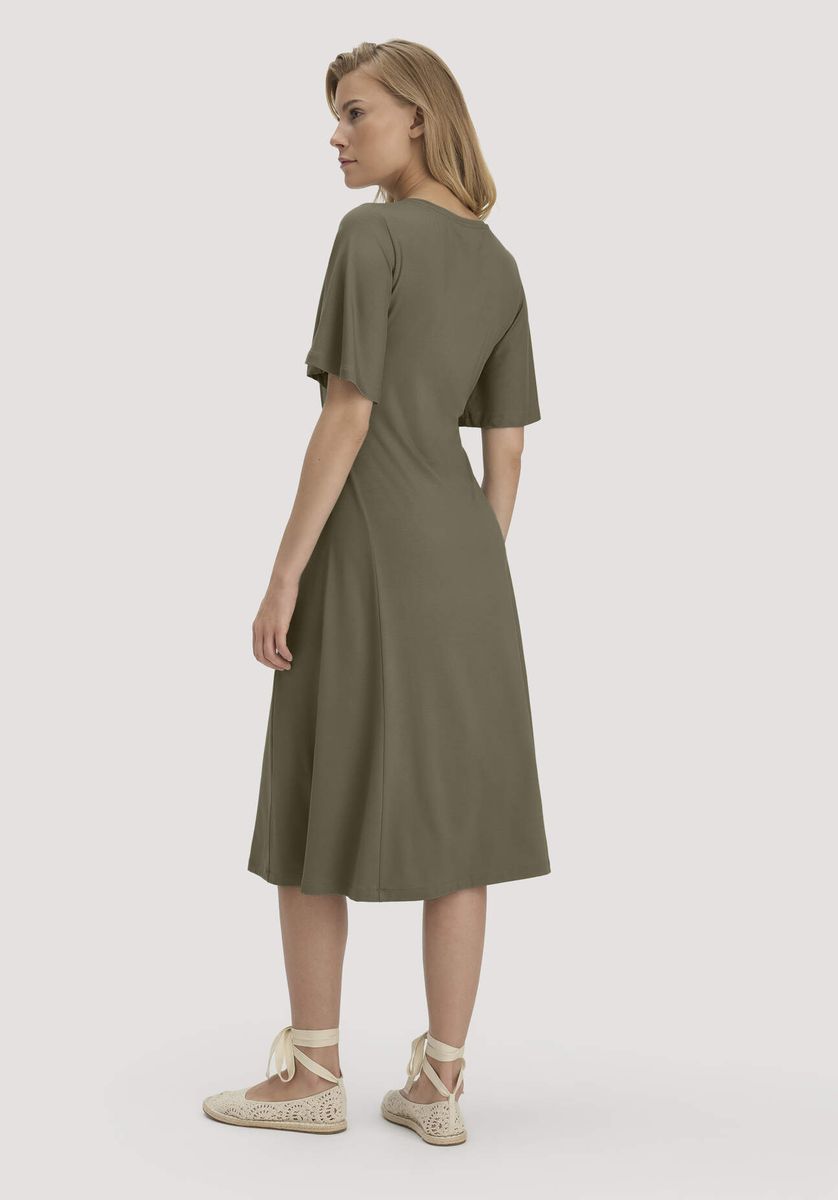 hessnatur Damen Jersey Kleid Kniebedeckend Slim aus TENCEL™ Lyocell - grün - Größe 34