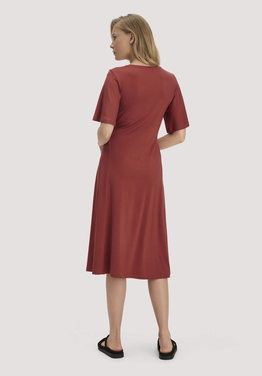 hessnatur Damen Jersey Kleid Kniebedeckend Slim aus TENCEL™ Lyocell - braun - Größe 34