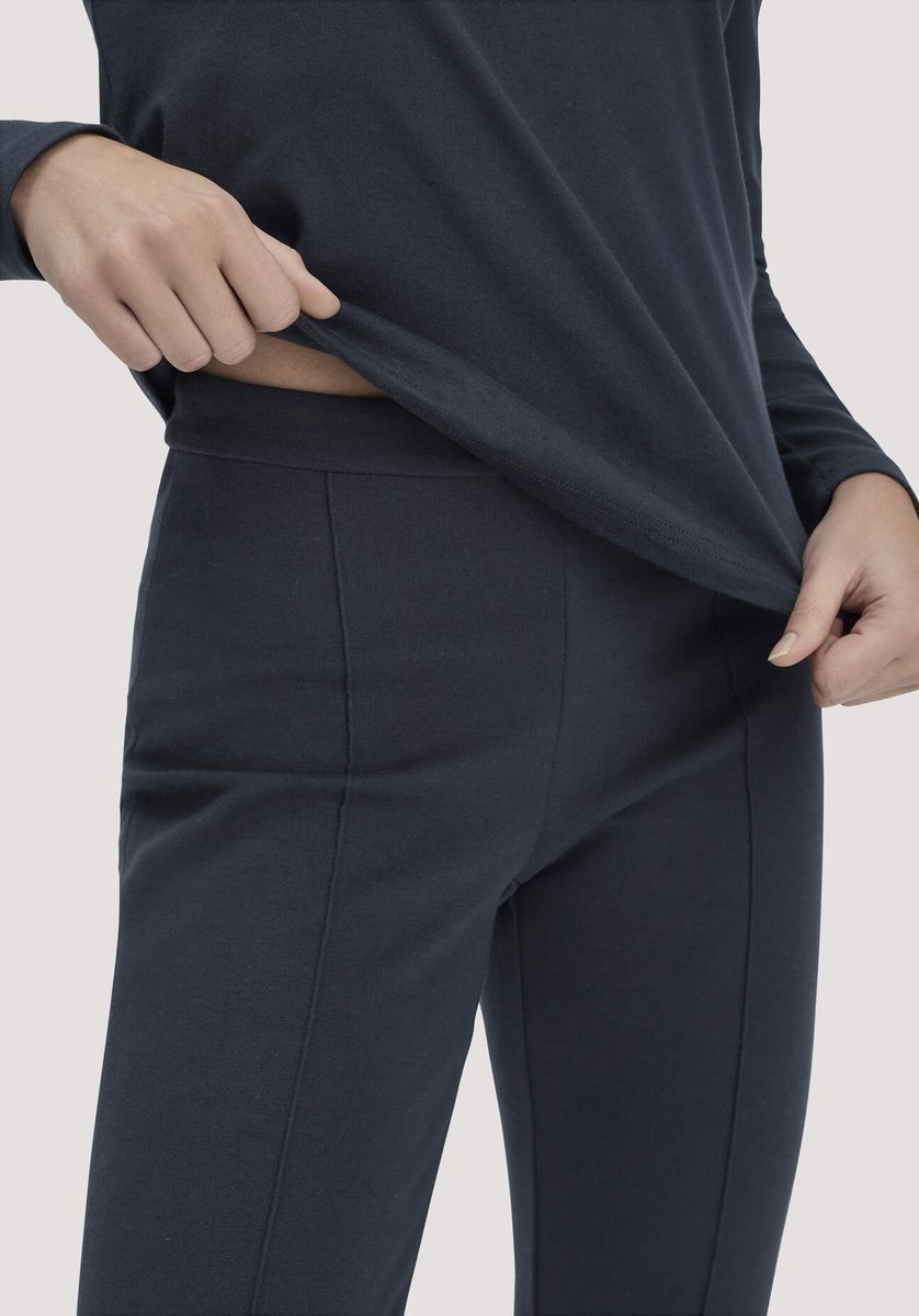 hessnatur Damen Jersey Hose Culotte Slim Leg aus Bio-Baumwolle - blau - Größe 34