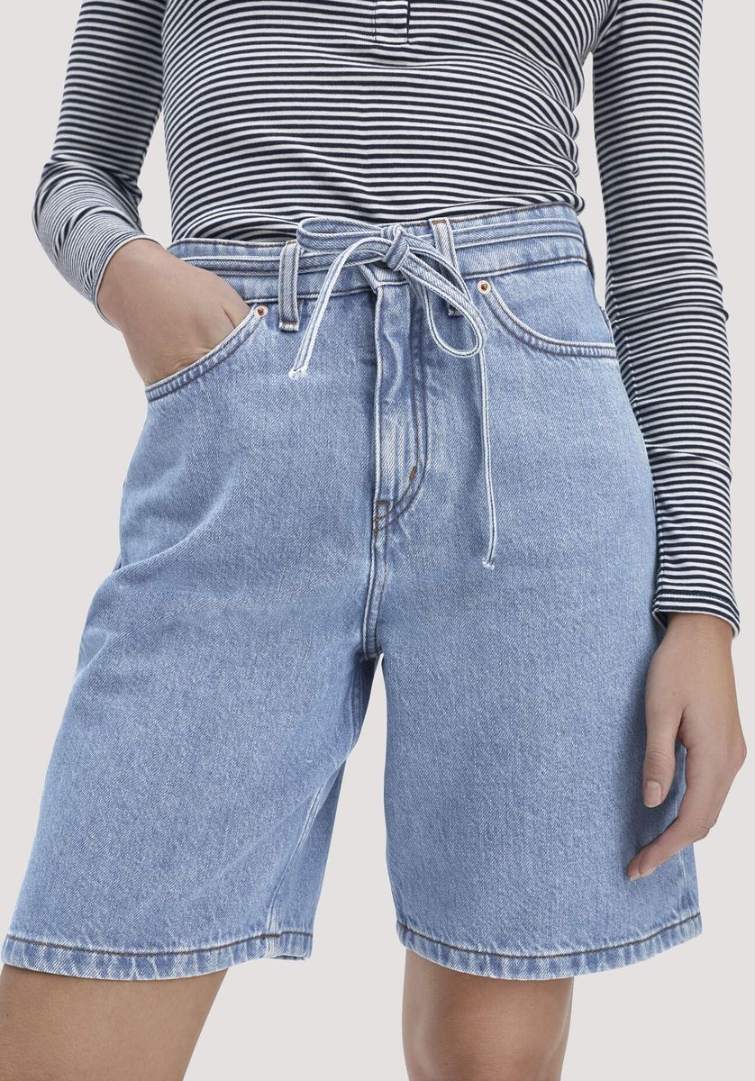 hessnatur Damen Jeans Bermuda aus Bio-Baumwolle mit TENCEL™ Lyocell - blau - Größe 25