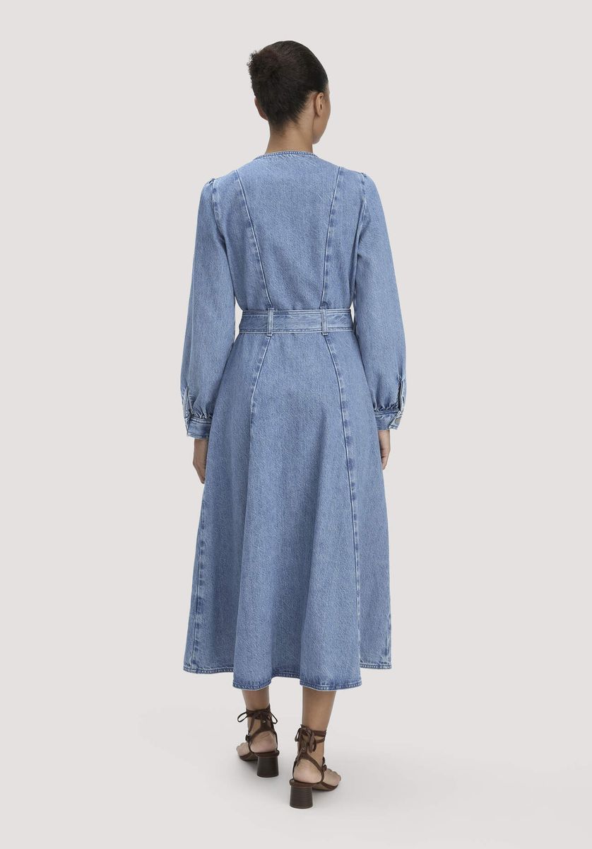 hessnatur Damen Jeanskleid Regular Midi aus Bio-Baumwolle und TENCEL™ Lyocell - blau - Größe 34