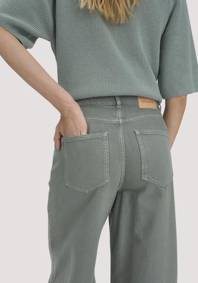 hessnatur Damen Jeans VONNA Super Wide Leg aus Bio-Baumwolle mit TENCEL™ Lyocell - grün - Größe 26/32