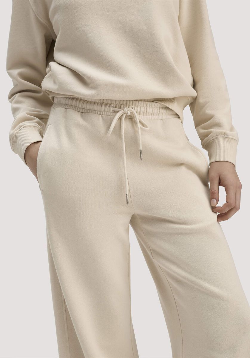 hessnatur Damen Sweathose Wide Leg Relaxed aus Bio-Baumwolle - beige - Größe L