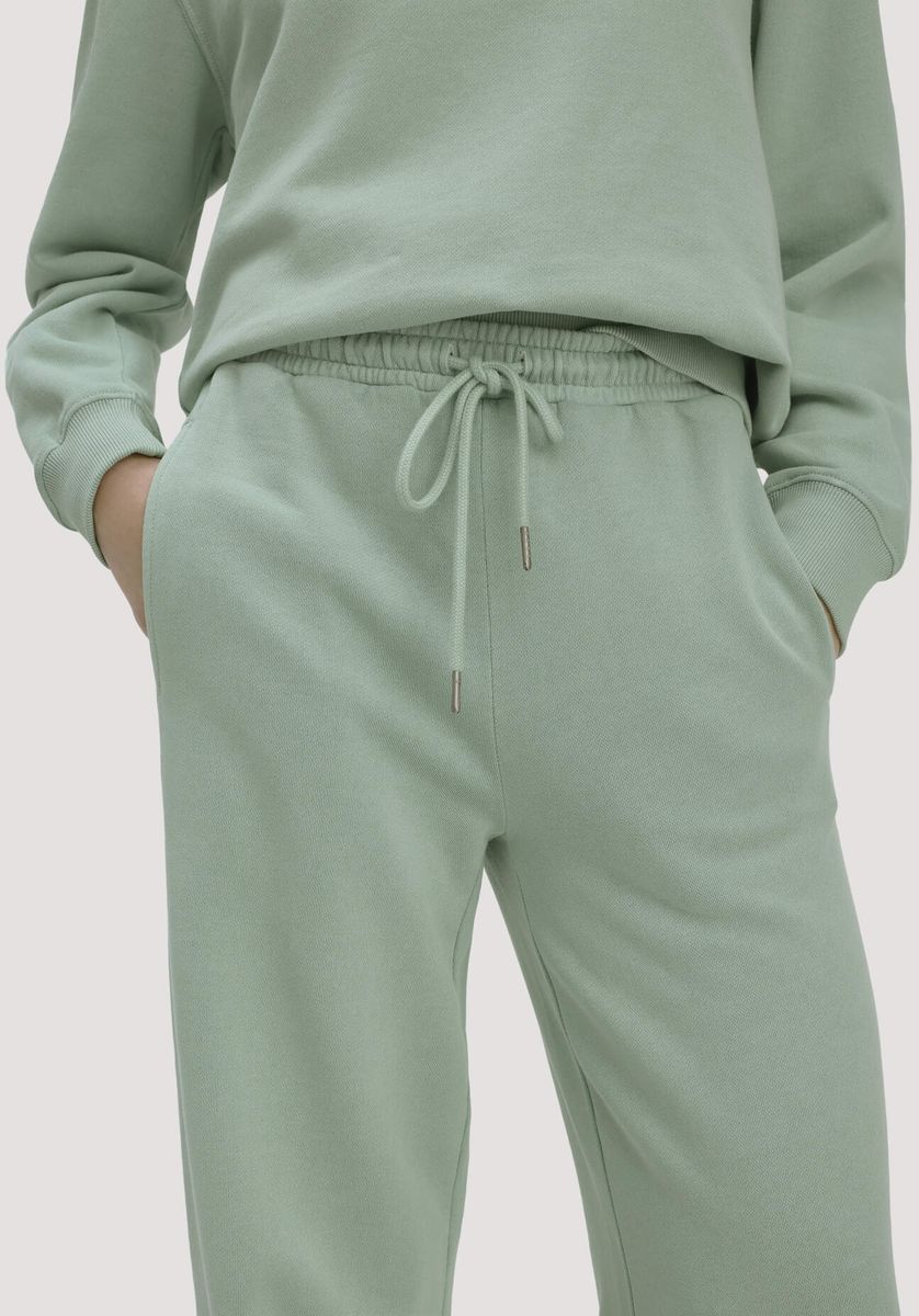 hessnatur Damen Sweathose Wide Leg Relaxed aus Bio-Baumwolle - grün - Größe L
