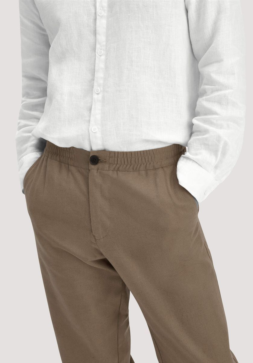 hessnatur Herren Hose ENEA Regular aus Bio-Baumwolle mit Leinen - braun - Größe 31/32