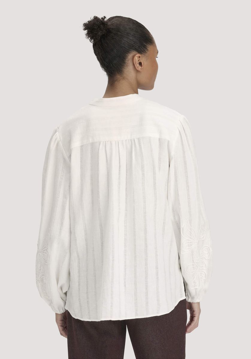 hessnatur Damen Embroidery Bluse Relaxed aus Bio-Baumwolle mit Leinen - weiß - Größe 34