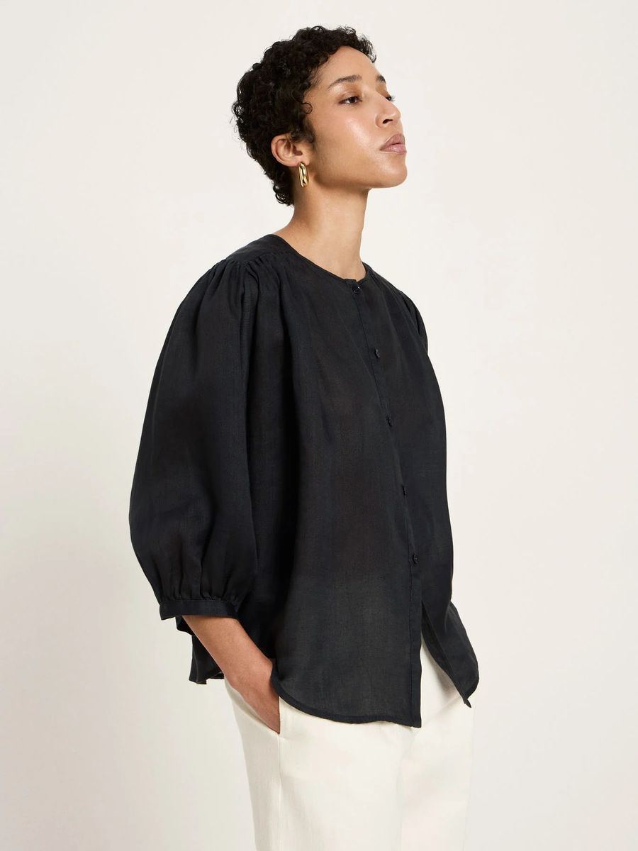 Bluse mit Kräuseln