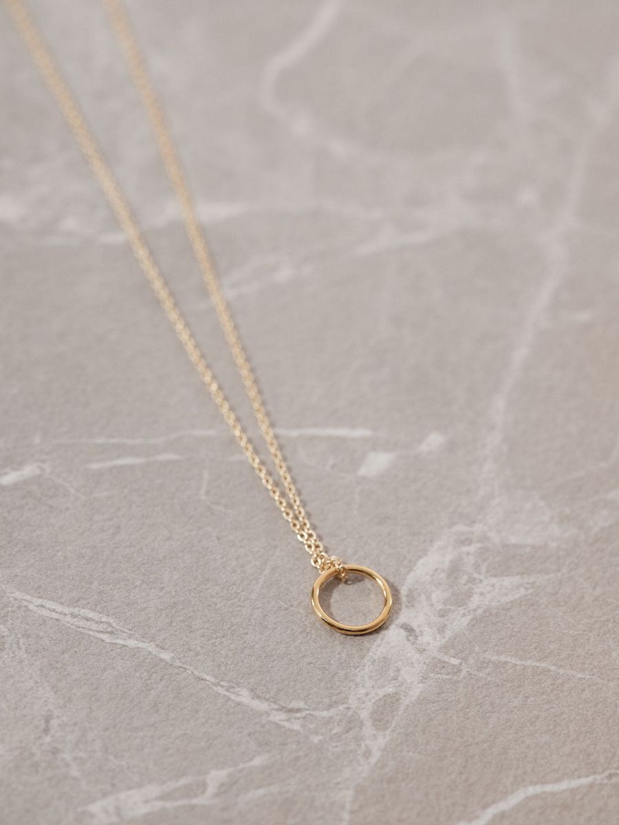 Kette mit Kreis Anhänger GOLD - Fejn