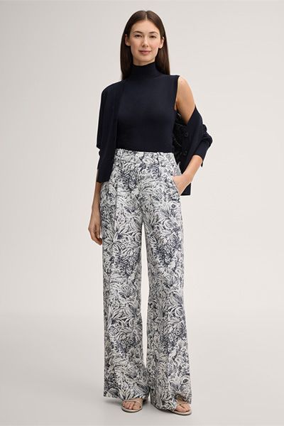 Marc Cain Marineblaues ärmelloses Rollkragentop Feinstrick Wolle-Seide