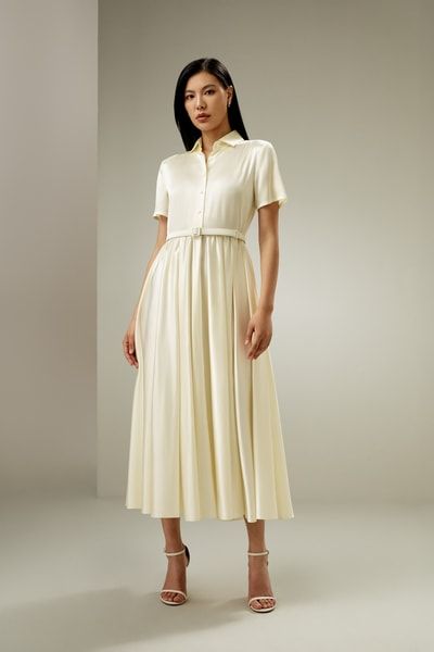 Kurzärmliges Hemdblusenkleid aus Seide mit Gürtel