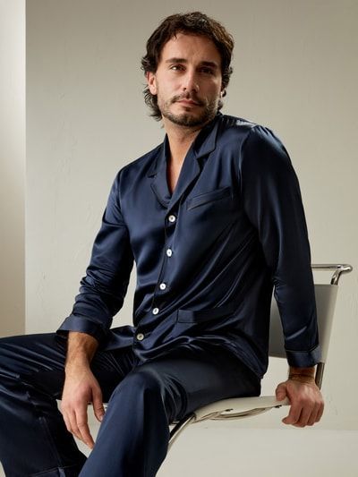 22 Momme langes Seide Pyjama Set für Männer mit Kontrastbesatz