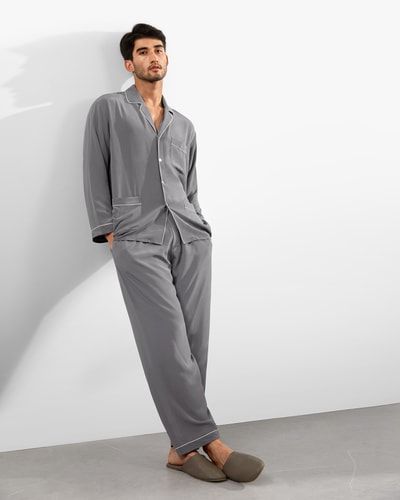Schickes Getrimmter Seide Pyjama Set