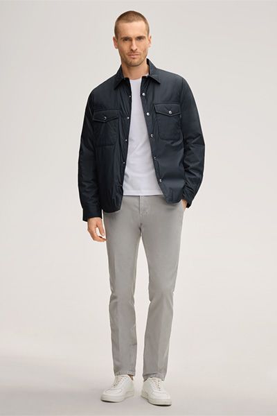 Baumwoll-Chino Cino in Grau, klassische moderne Passform, Stretchstoff