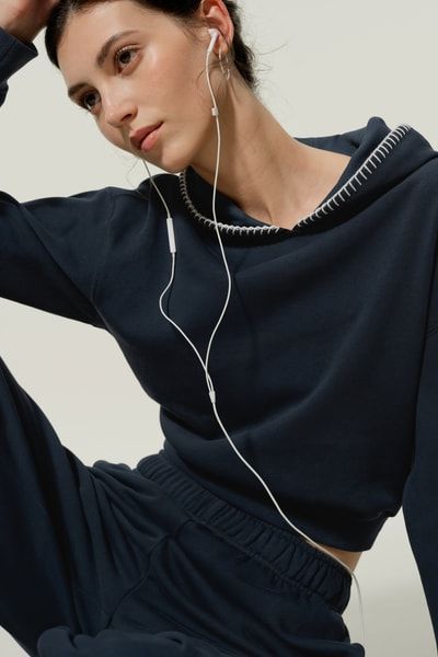 Seamflow Poise Pullover