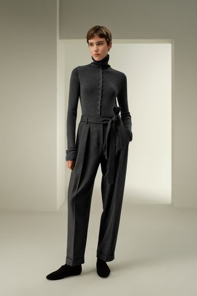 Hose aus Seiden-Wolle-Mix mit Bundfalten