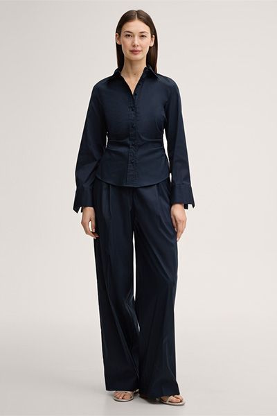 Marc Cain Marineblaue Hose mit weitem Bein und Falten