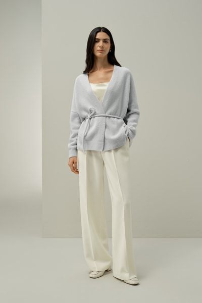 Wickelcardigan aus Bouclé-Strick aus Seide und Kaschmir – Luxuriöse Oversize-Strickmode | Lilysilk