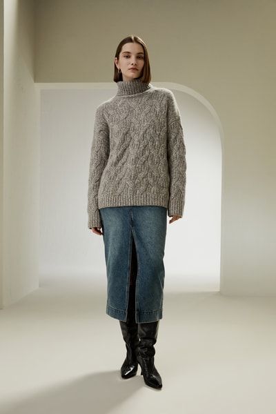 Cable-Knit Cashmere Turtleneck Sweater