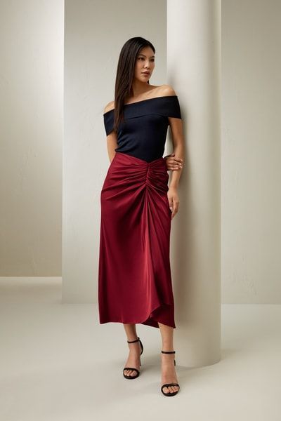 Schulterfreies Seidentop