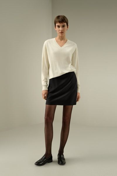 Baby-Kaschmir Pullover mit V-Ausschnitt
