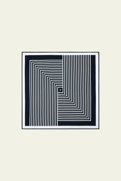 Vintage gestreifter Seidenschal: Ein doppelseitiges Vergnügen