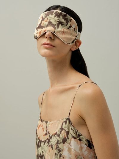 Luxuriöse Augenmaske mit Mohnblumen-Print aus Liberty-Stoff