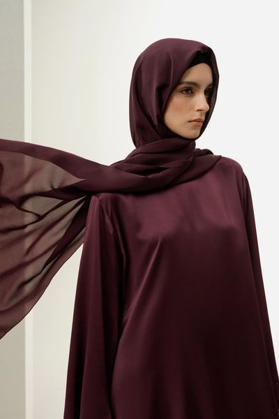 Luxus-Hijab aus Seiden-Chiffon | Luftige fließende Eleganz | 60x90cm