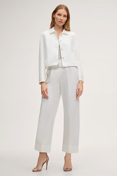 Ecru Baumwollstretch-Blazerjacke mit klassischem Kragen