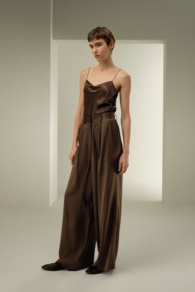 Minimalistisches Seiden Cami