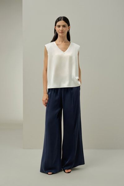 Seidenwildleder Ärmelloses Top mit V-Ausschnitt