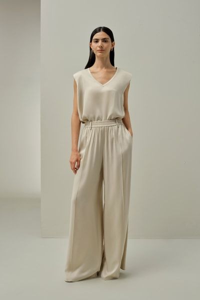 Seidenwildleder Ärmelloses Top mit V-Ausschnitt