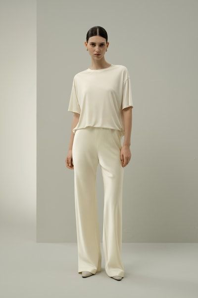 Oversize-T-Shirt aus Seidenjersey mit Rundhalsausschnitt