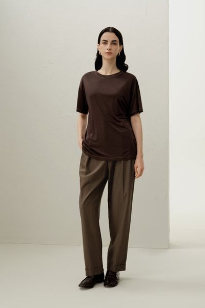 Oversize-T-Shirt aus Seidenjersey mit Rundhalsausschnitt