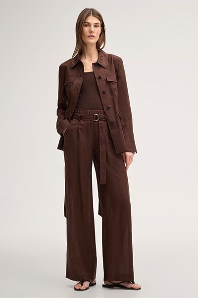 e+mode Dunkelbraunes Lyocell-Stretch Tanktop mit Carrée-Ausschnitt