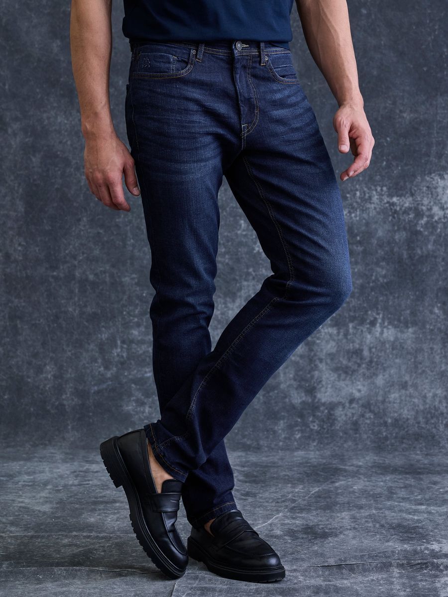 Relaxed Fit Jeans in dunkler Waschung