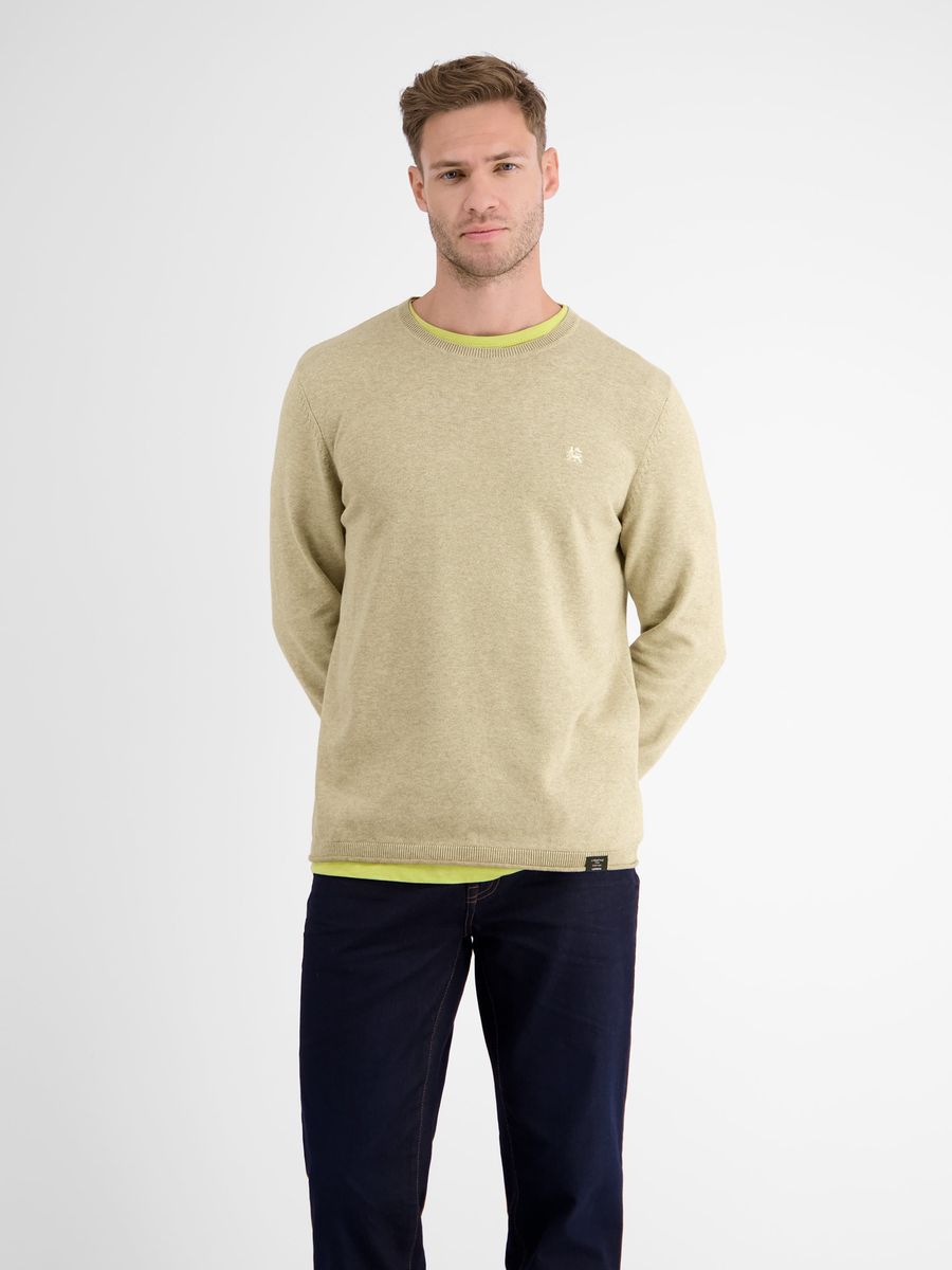 Klassischer Strickpullover mit Rundhalsausschnitt