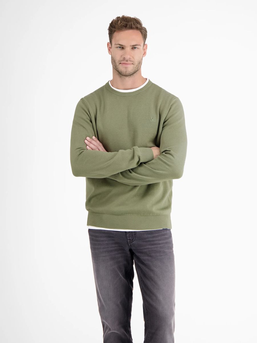Klassischer Rundhals Strickpullover